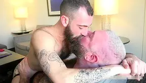 Craving Big Loads: Young Guy Swallows Stephen Hartes Thick Cream – MBP0093