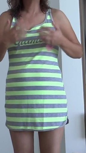 On Vacation on the Beach My Wife Enjoys Erotic Moments