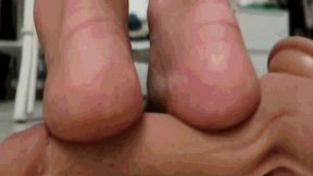 Pump and bounce your bareheels WMV(1280x720)FHD