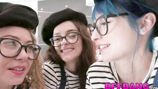 Teen BFFs have their faces cum painted after foursome fuck