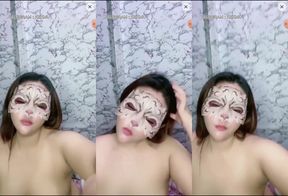 Lilly Toge Gemoy Sekarang Jadi Suka Buka Bukaan(2K) - Pov