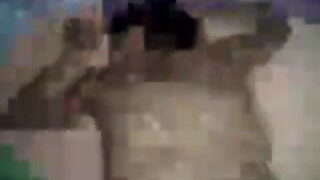 Die Schlampe wird hart durchgenommen und versohlt.