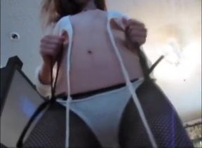 Virgina's twerking in fishnets
