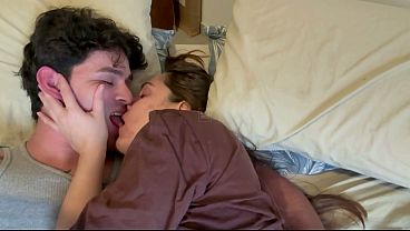 Fodendo a esposa loira e rabuda bem gostoso