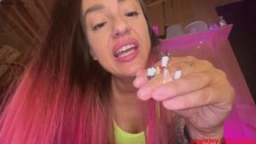 Greedy Giantess devours entire family!