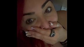 I surprise my boss masturbating and I fuck her