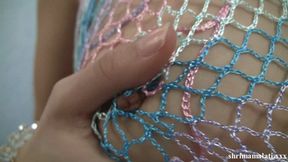 Teeny girl masturbates in daddy's room