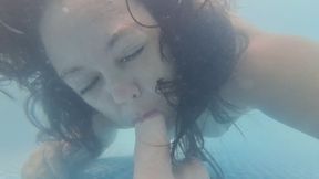 Bubbles & Gagging: Underwater Suck Fantasy