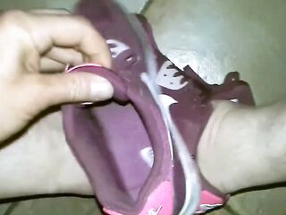 Elisabeths Air Max 90 getting trained to be more comfy
