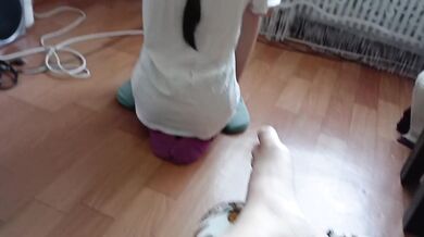 Caught my teachers fucking with their lesbian threesome turned my pussy wet
