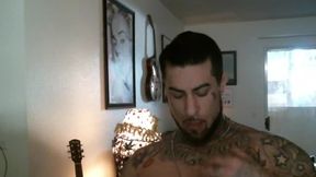 Hot Muscled Tatoed American Model Cum Show