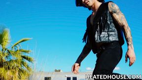 Big dicked Kyle Fletcher has his cock cowboy ridden by Siren Santiago