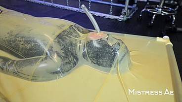 Vacbed Squirting: MistressAe having fun with tranluscent vacbed and funnel