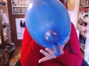 A big blue balloon gives me an orgasm over and over again wanna see how?