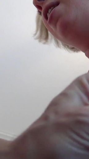 Jay Playhard's Steamy FFM Threesome with Hotwives Angel Minx & Shooting Star