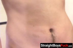 Slender amateur cock penetrates pussy in naughty threesome
