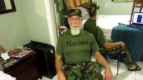 I Teach a New Recruit How to Get Along with his Buddies