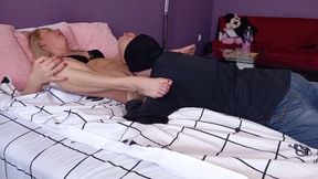 A MILF's real long orgasm by pussy licking