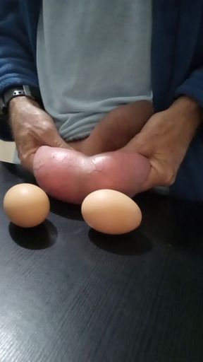 Measuring and Eggs Comparing