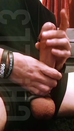 Ch!zzl3 Masturbates His Sexy Cock to Explosion