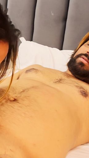 Indian Desi Husband and Wife From a Rural Village Had Sex in the Middle of the Night. Fuc Har Pusssy