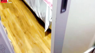 Step-Mother's Hot Handjob Session with StepSon Ending in Facial