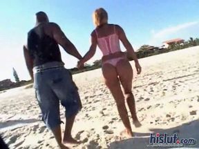 Bianca loves outdoor sex