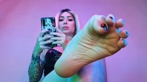 Sexy shiny Foot ignore - POV , Feet, soles, toes, toe nail polish