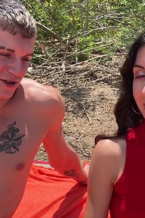 Two Males Met a Couple and Fucked His Girlfriend Right on the Beach