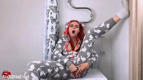 Sexy Redhead Gets Off in Kigurumi Costume