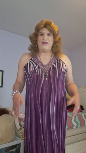 Feeling so feminine and sexy in this dress! I love it!