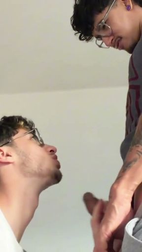 I can feel your throat wet and I cum - vodeloblog   Clip 1
