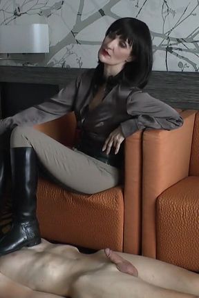 Lady Victoria Valente - Trampling with Full Weight, Body, Head, Intimate Places, Jodhpurs and Riding Boots