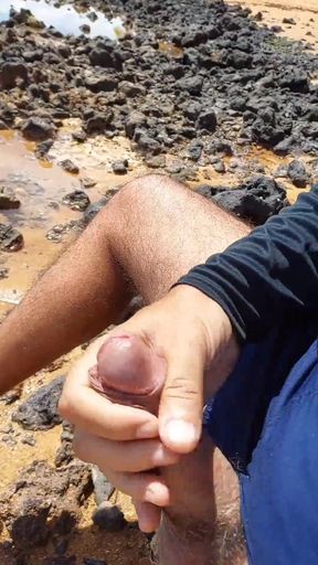 Ladysilva Hot Handjob on the Beach