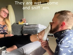 Classy blonde enjoys foot fetish