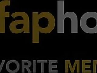 Stepmommy's Impure Secret - Jugs and Wang in the Hollywood Spotlight