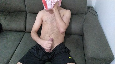 Um tesão grande quando fico sozinho e com vontade de trepar.