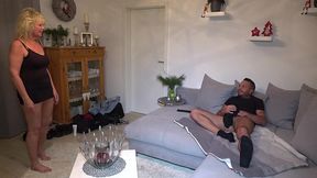 stepmom empties my noodle today! horny kikki raw fucked