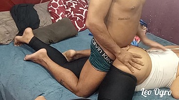 Diarista da bunda grande Arianny Koda Rj parou a faxina para fuder com patrão,puta gozou muito dando cu de quatro.