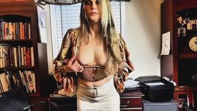 SEX ED WITH STEPMOMMY