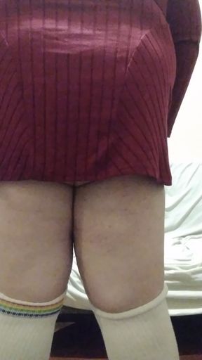Fat sissy gapes with barrel plug for pyton42