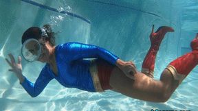 Underwater Ultra Girl