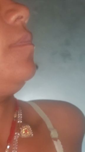 Indian bhabhi single shot boys   Clip 1