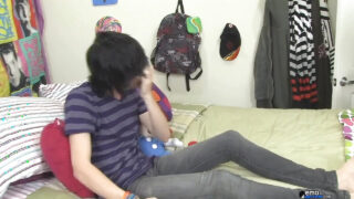 Tynn tenåring Tyler Bolt, anal knullet