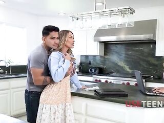 Defacto Dude Of The Abode Gets Freeuse Rights On Family