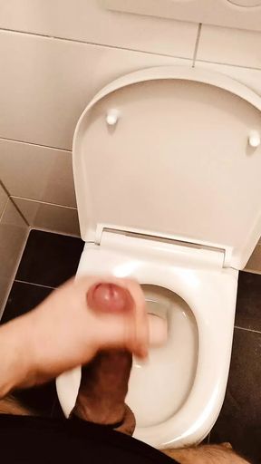 Jerking my white cock untill cum