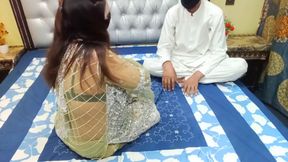 Pakistani Desi Bhabhi Fucked for A Gift Desi Sex Xxxxx Hindi Audio
