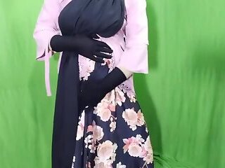 Super sexy seductive house owner fucked hard by her servant