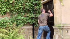 Strippers Brooke Belle, Krissy Lynn and Kerry Louise Share a Studs Meat