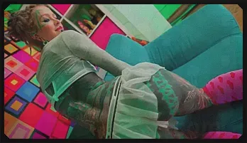 Tattooed Beauty's Anal Adventure: Prolapse and Squirt